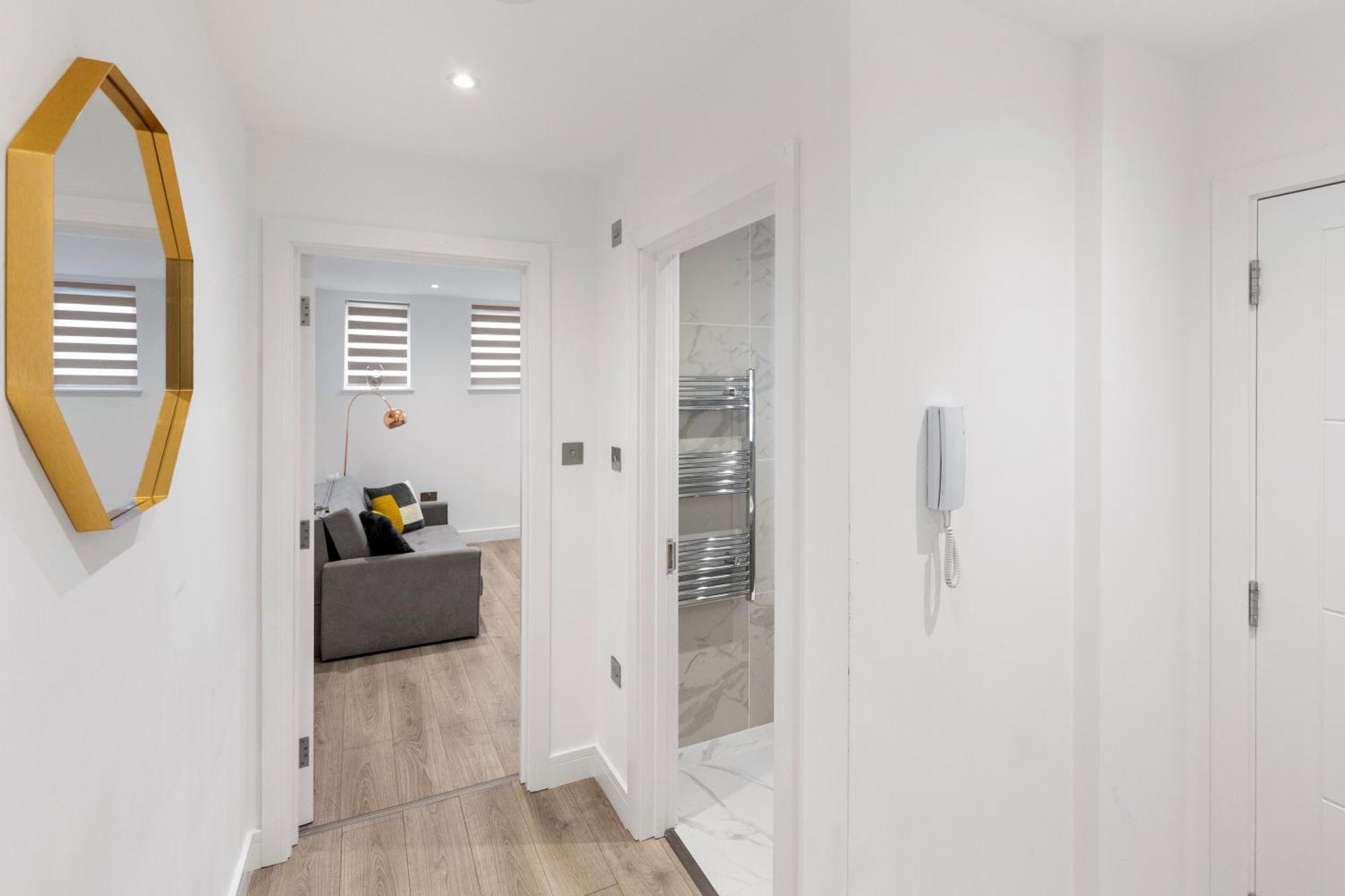 Luxurious 2 Bedroom - Apartment - Central Location Londen Buitenkant foto