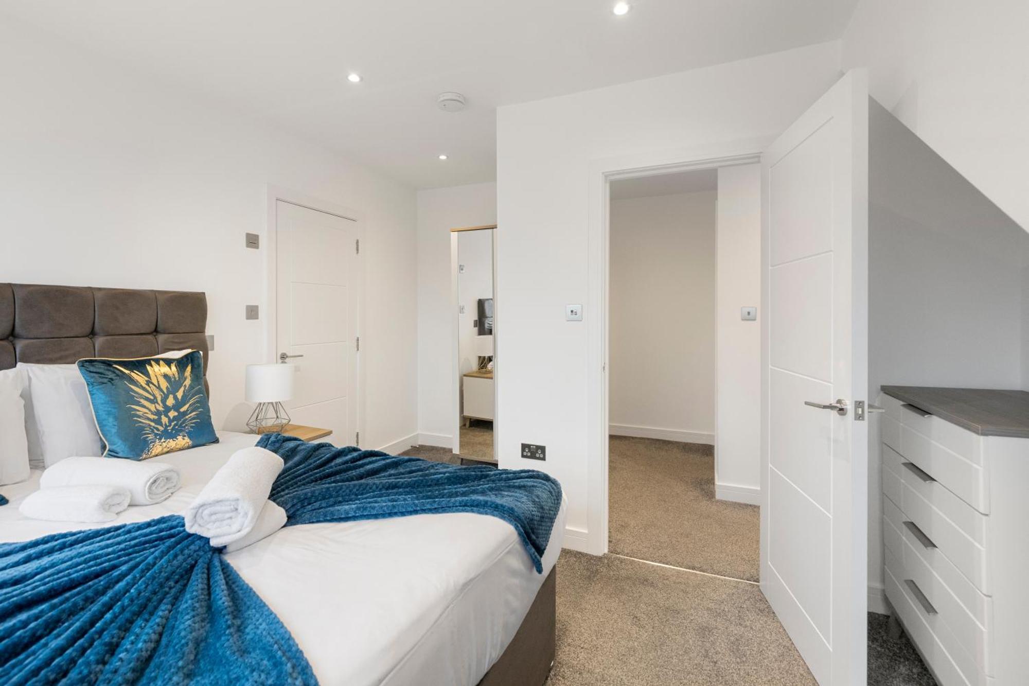 Luxurious 2 Bedroom - Apartment - Central Location Londen Buitenkant foto