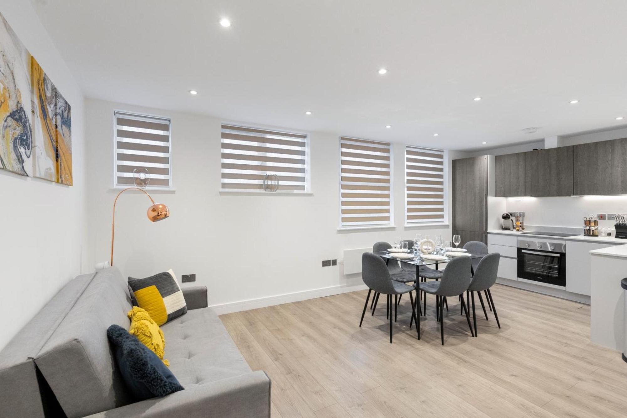 Luxurious 2 Bedroom - Apartment - Central Location Londen Buitenkant foto